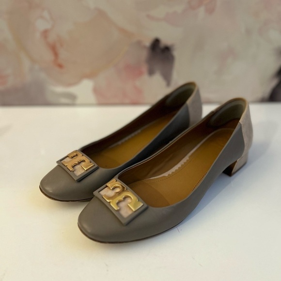 ! Tory Burch GIGI 20mm Round Toe Flat-Calf Leather/Silk Suede. - Picture 3 of 10